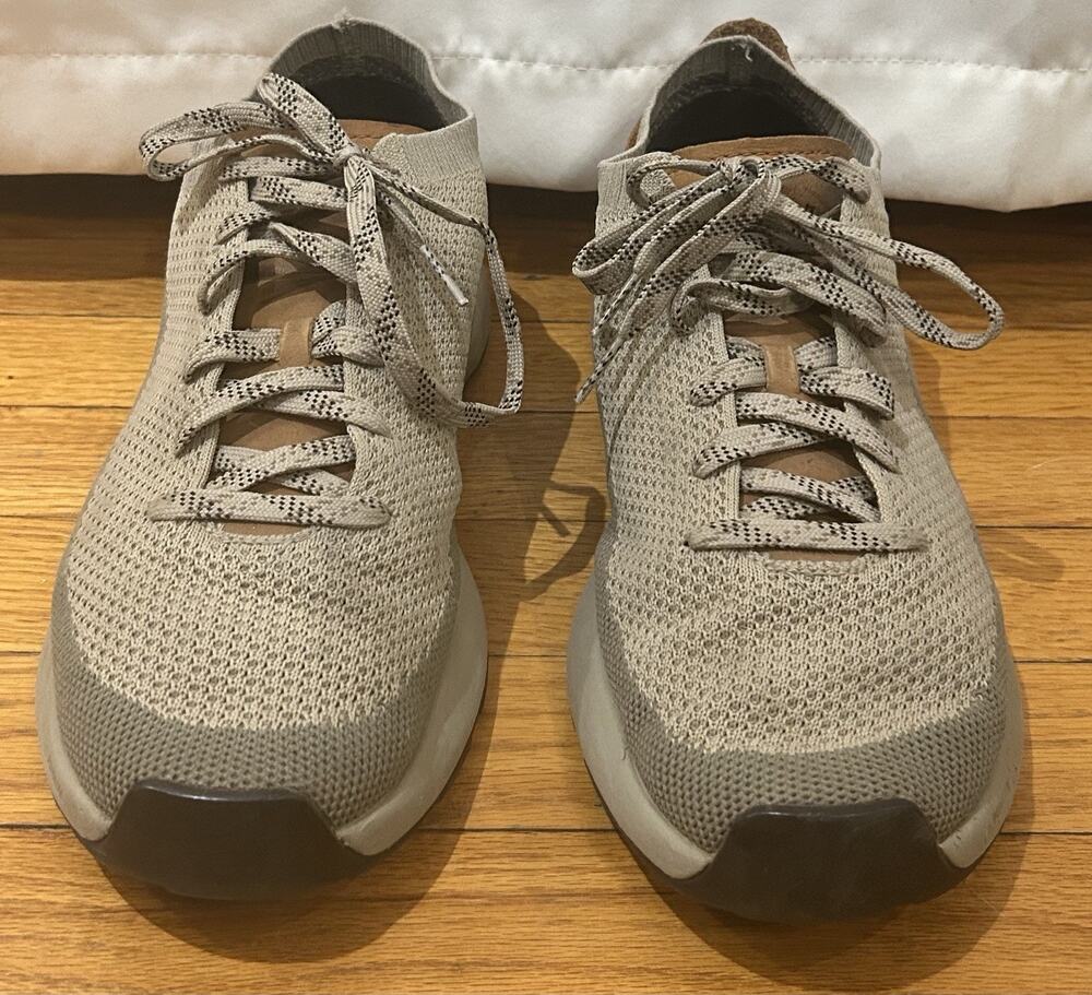 Danner Men's Caprine Low Sneakers Size 8 in Glazed Ginger